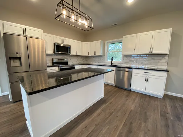 $309,900 | 10 Trinton Avenue, Bedford, IN 47421