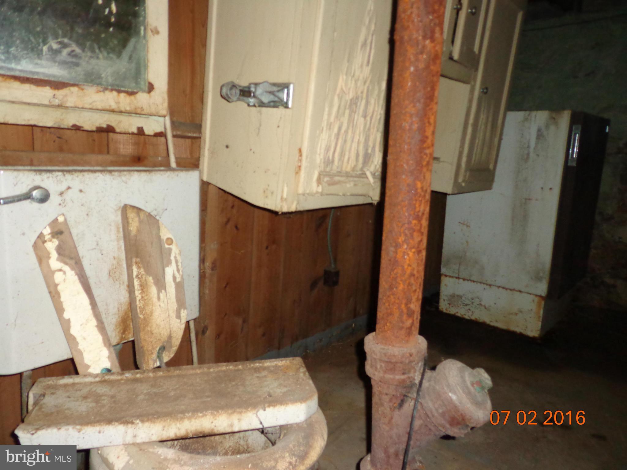 4110 Dorchester Road Baltimore, MD 21207 - Photo 22 of 22 Basement