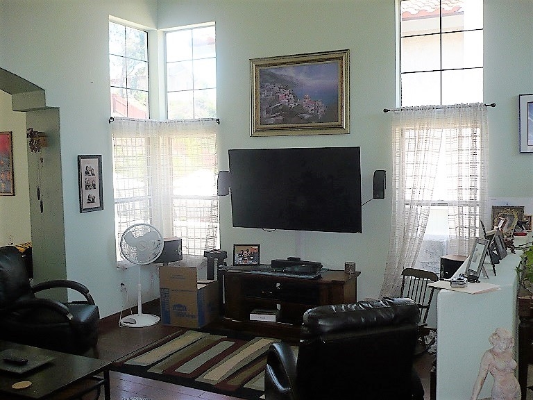 2272 Mountain Ridge Road Chula Vista, CA 91914 - Photo 2 of 21