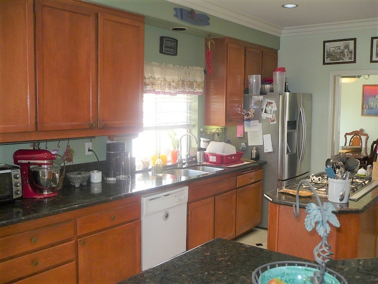 2272 Mountain Ridge Road Chula Vista, CA 91914 - Photo 7 of 21