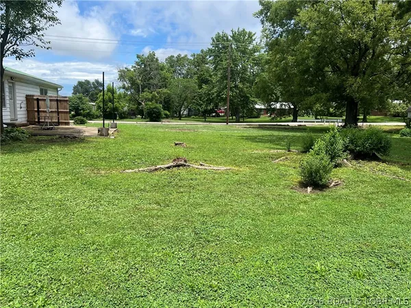 $211,710 | 424 West Washington Street, Versailles, MO 65084