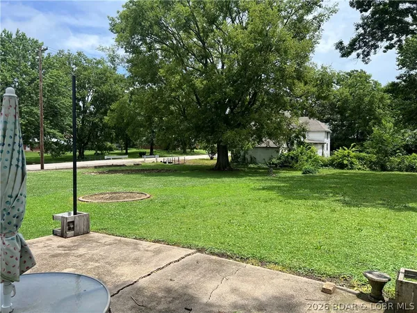 $211,710 | 424 West Washington Street, Versailles, MO 65084