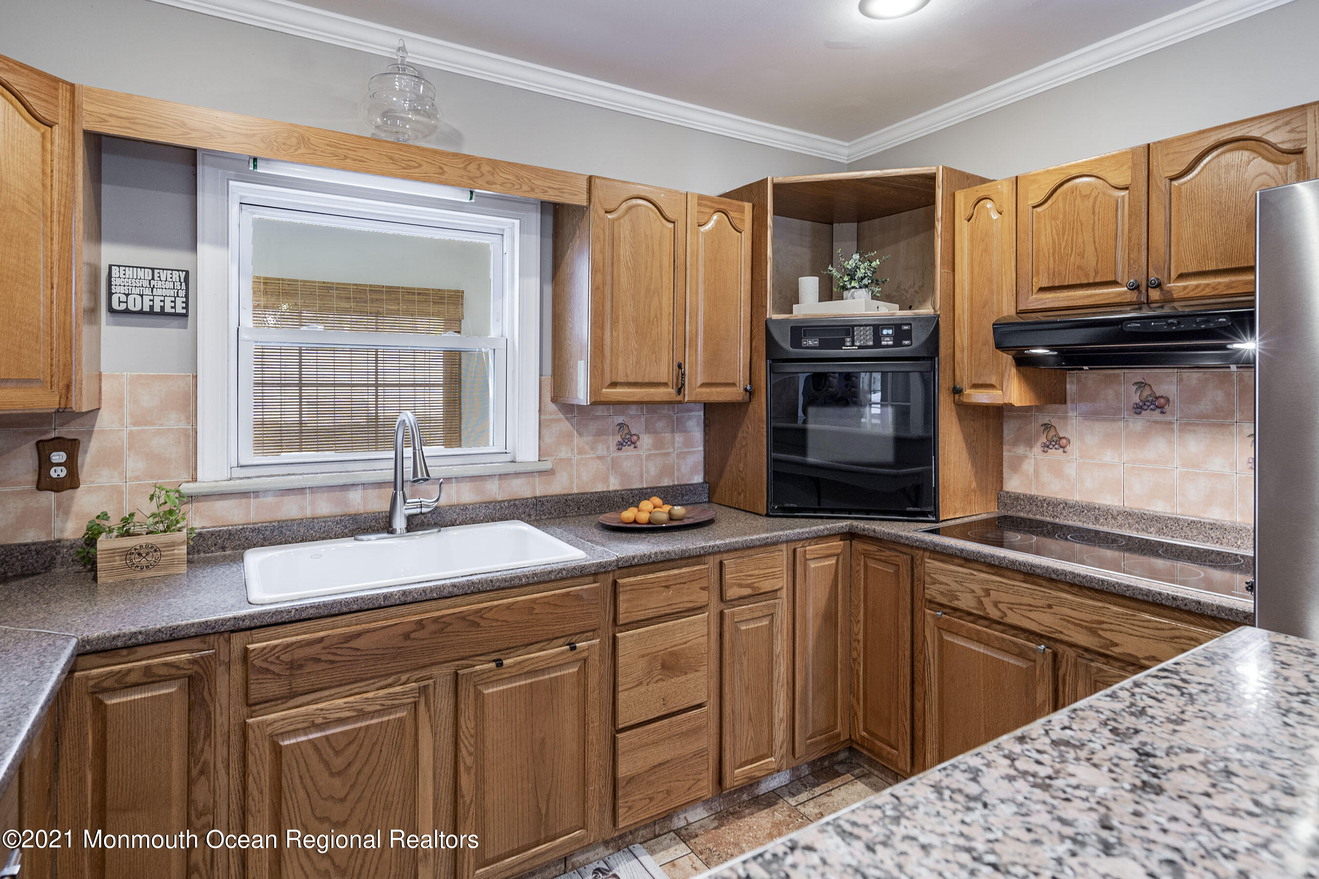 39 Oakridge Road West Orange, NJ 07052 - Photo 11 of 35 Kitchen