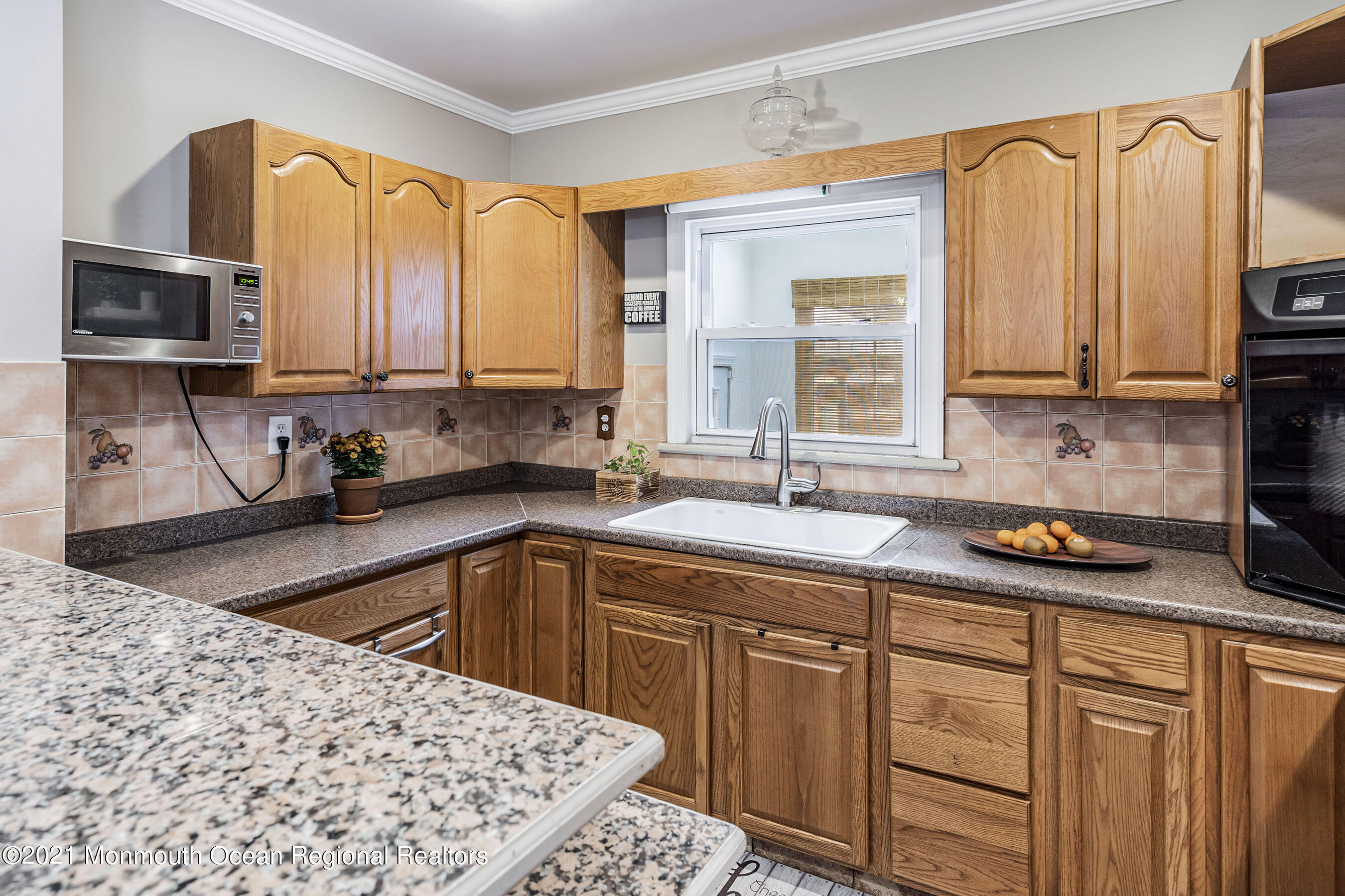 39 Oakridge Road West Orange, NJ 07052 - Photo 12 of 35 Kitchen1