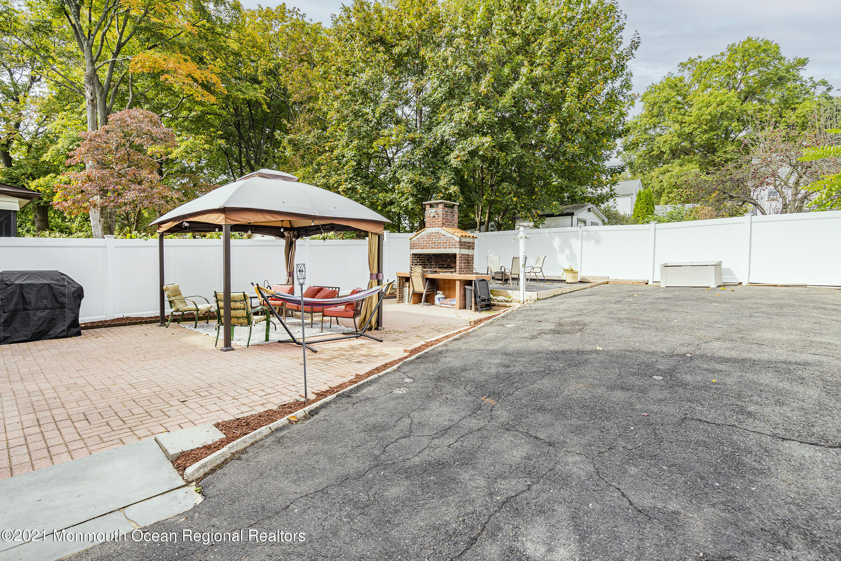 39 Oakridge Road West Orange, NJ 07052 - Photo 32 of 35 Yard