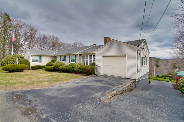 27 Wachusett Road Gardner, MA 01440 - Photo 1 of 30 Gallery Image 1