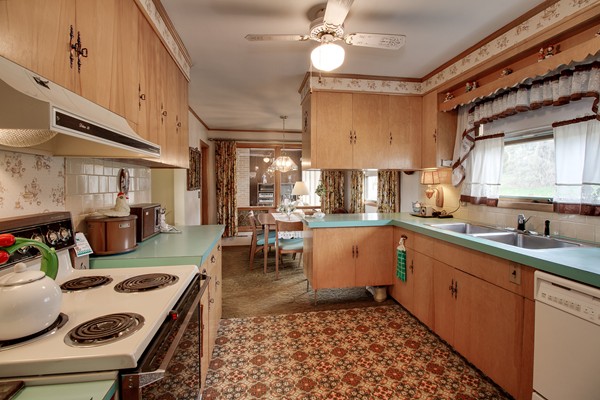 27 Wachusett Road Gardner, MA 01440 - Photo 11 of 30 Gallery Image 11