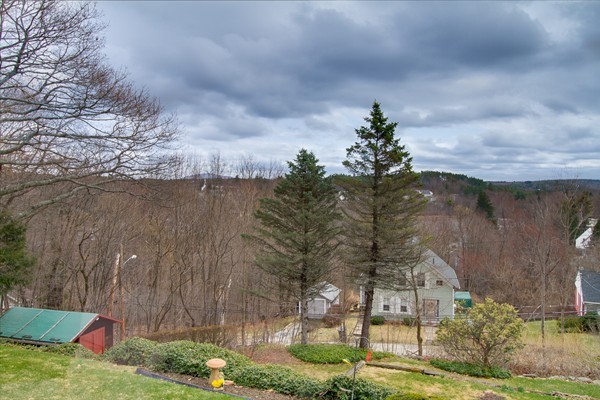 27 Wachusett Road Gardner, MA 01440 - Photo 30 of 30 Gallery Image 30