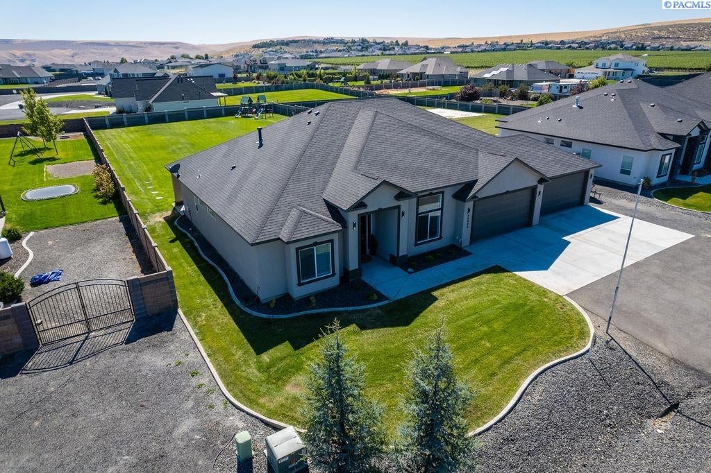 86905 East Sagebrush Road Kennewick, WA 99338 - Photo 4 of 45 Gallery Image 4