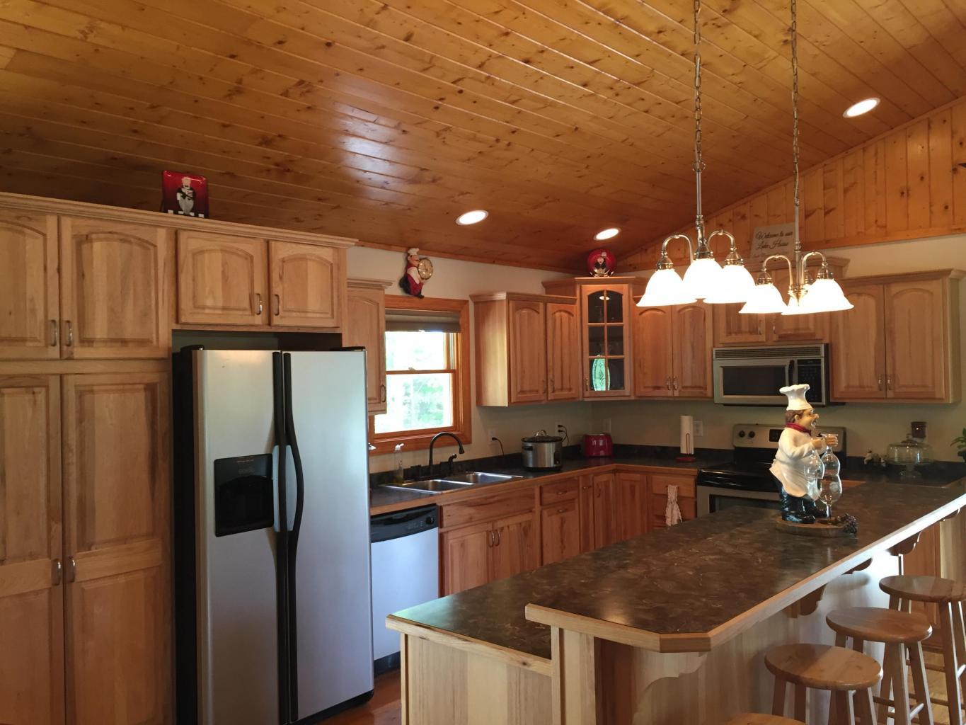 1074 Old Barn Road Moneta, VA 24121 - Photo 9 of 103 20160506173350552880000000-o