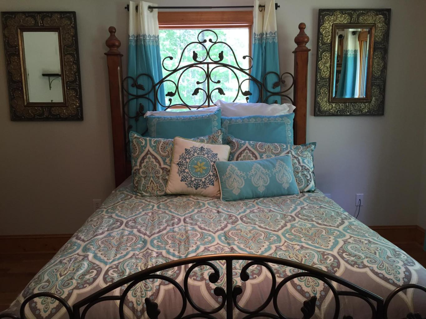 1074 Old Barn Road Moneta, VA 24121 - Photo 15 of 103 20160506173828124788000000-o