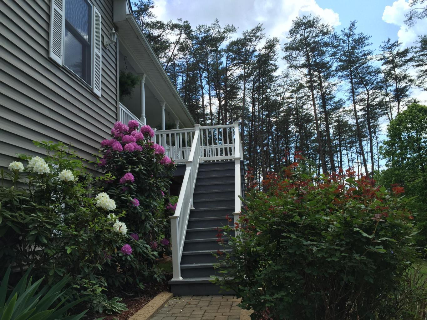 1074 Old Barn Road Moneta, VA 24121 - Photo 28 of 103 20160506174225043931000000-o