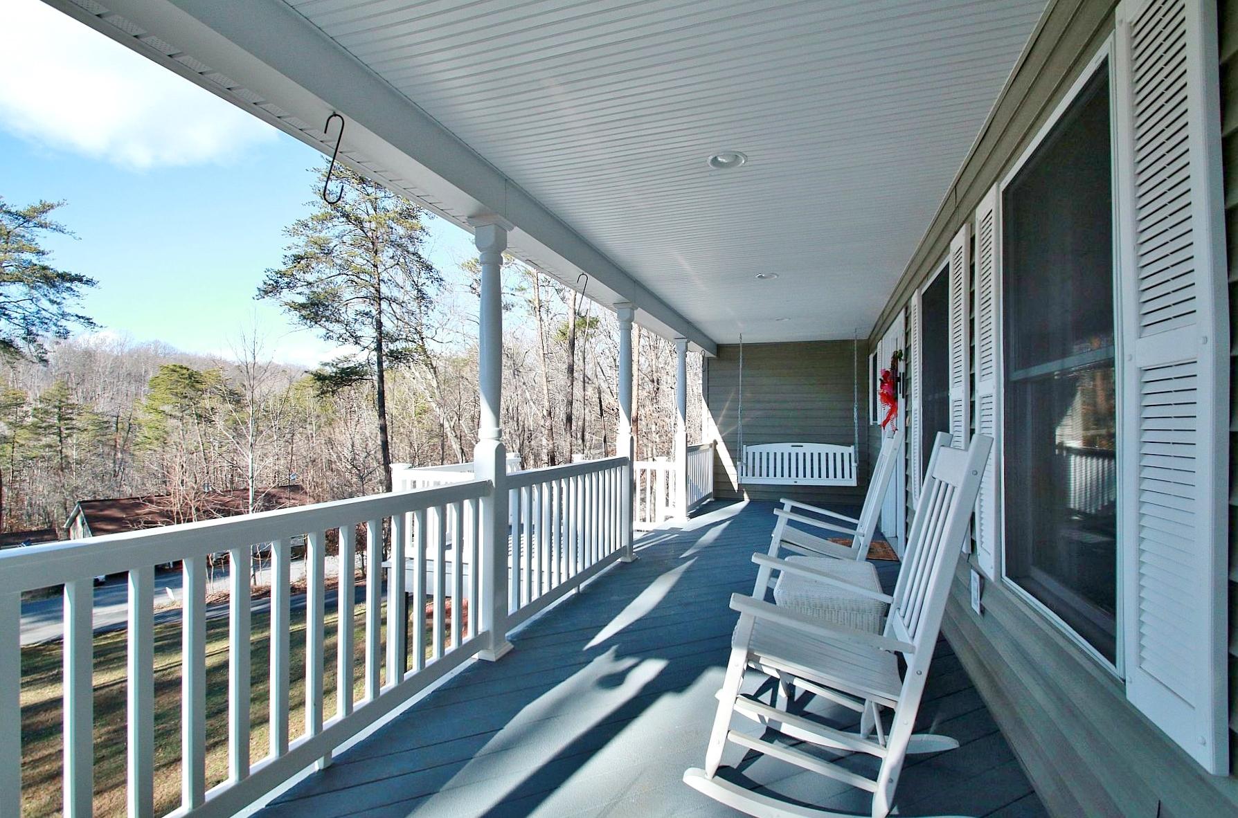 1074 Old Barn Road Moneta, VA 24121 - Photo 3 of 103 IMG_9469