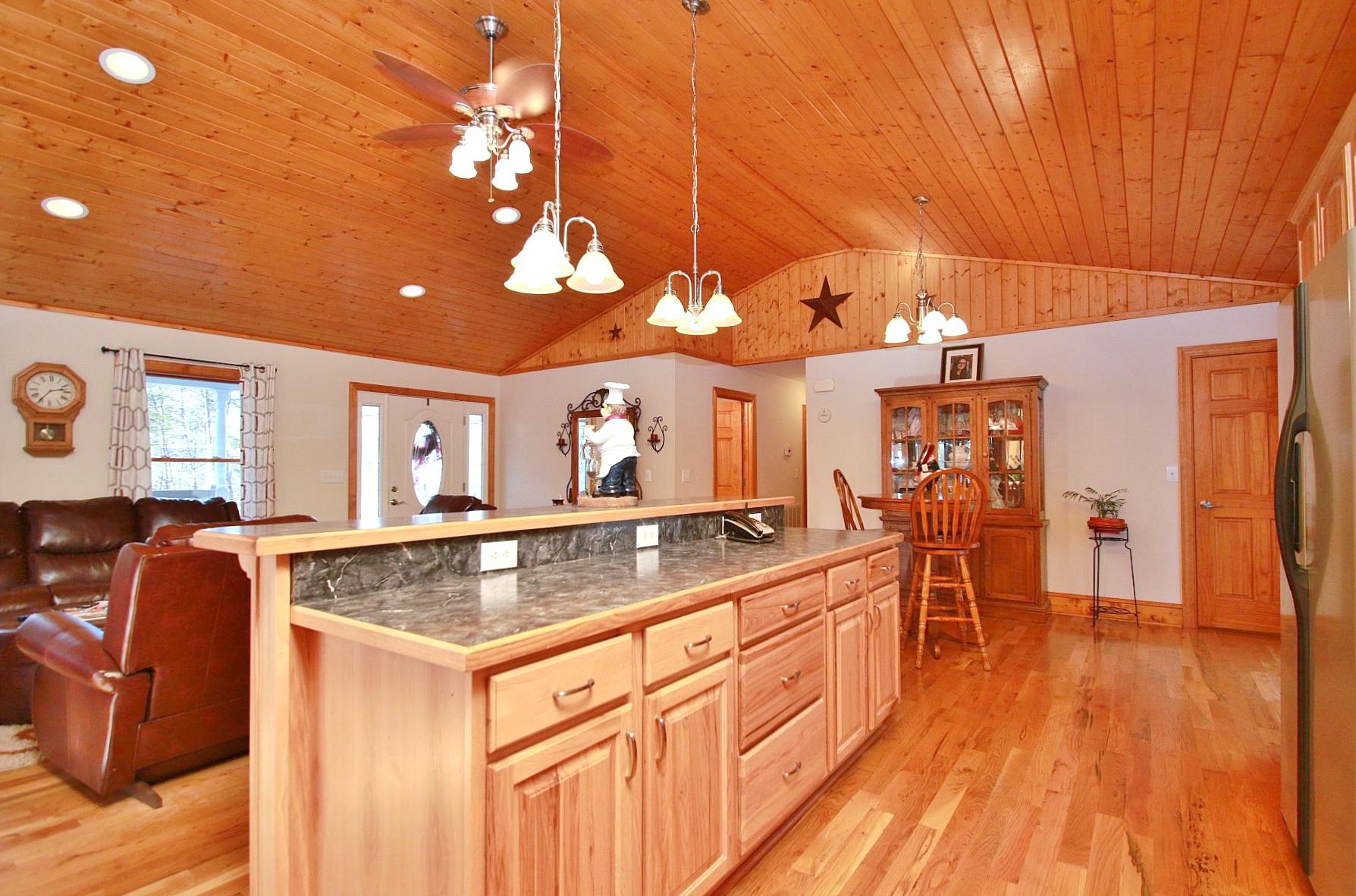 1074 Old Barn Road Moneta, VA 24121 - Photo 68 of 103 IMG_9406