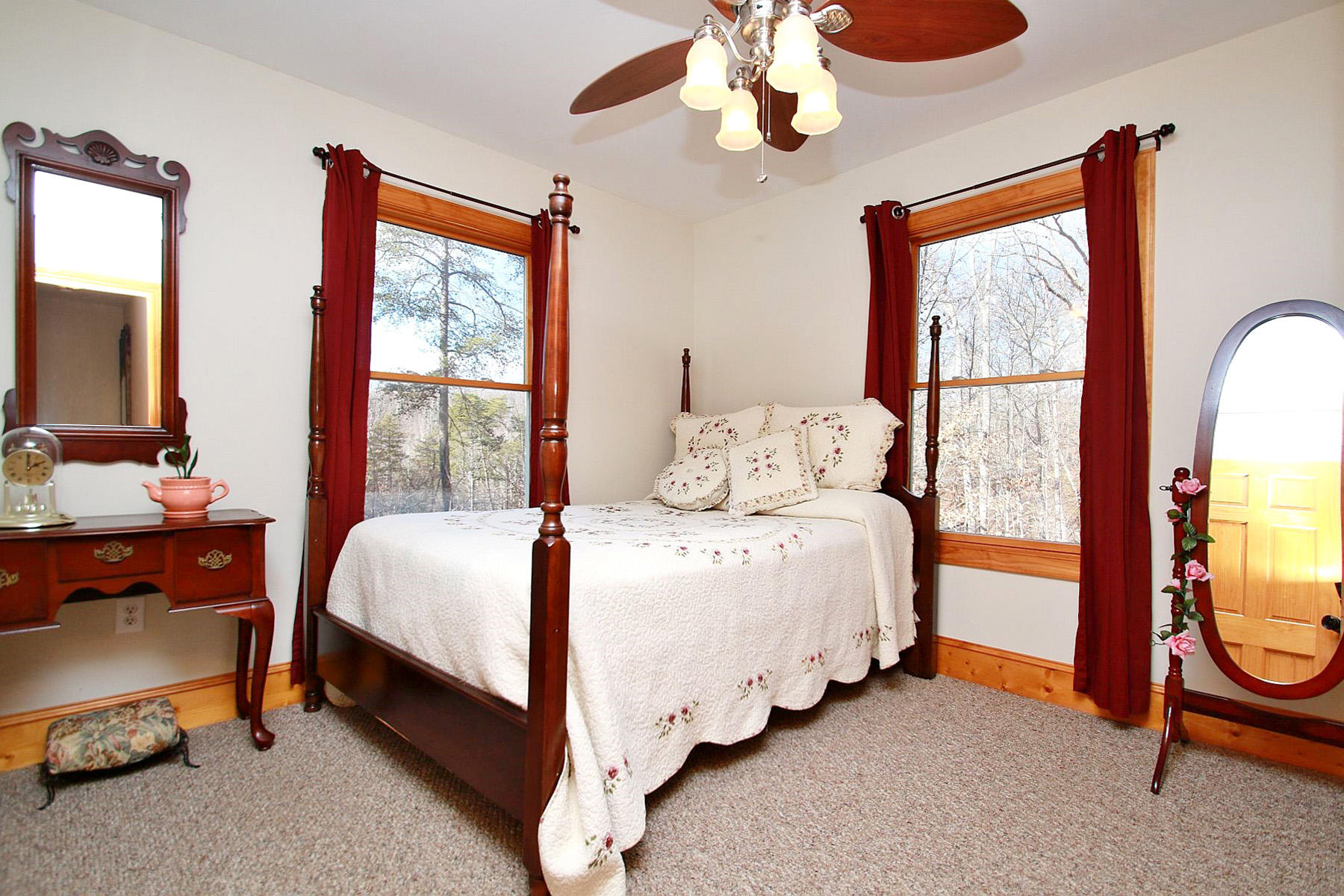 1074 Old Barn Road Moneta, VA 24121 - Photo 83 of 103 IMG_9434
