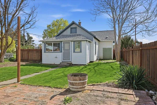 $239,900 | 2223 East Sharp Avenue, Spokane, WA 99202