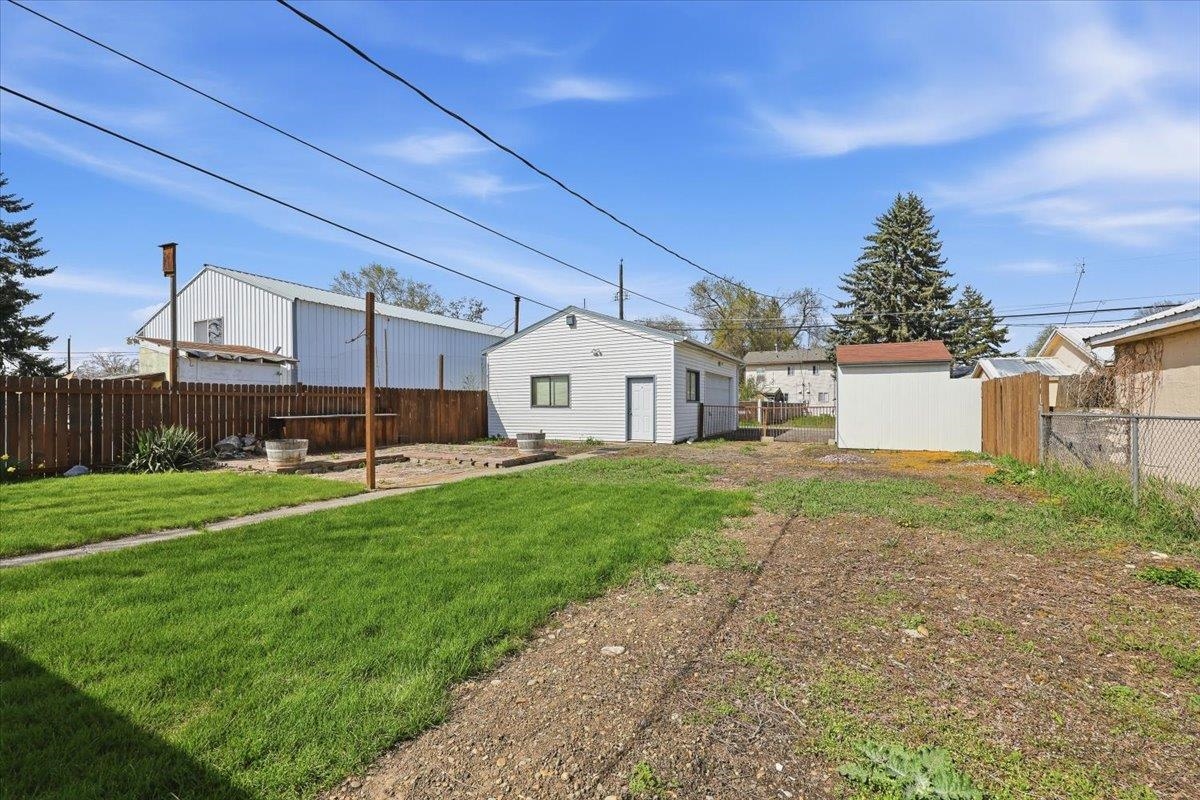 2223 East Sharp Avenue Spokane, WA 99202 - Photo 24 of 35