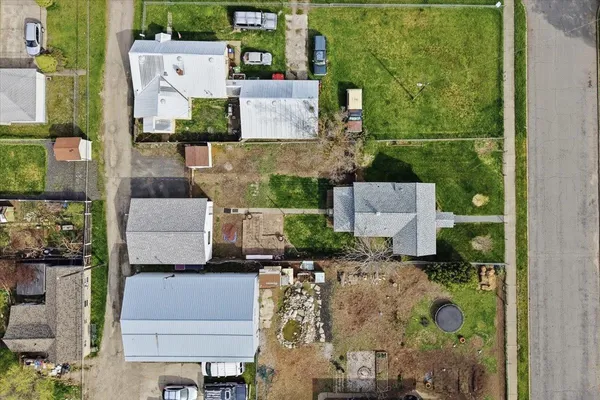 $239,900 | 2223 East Sharp Avenue, Spokane, WA 99202
