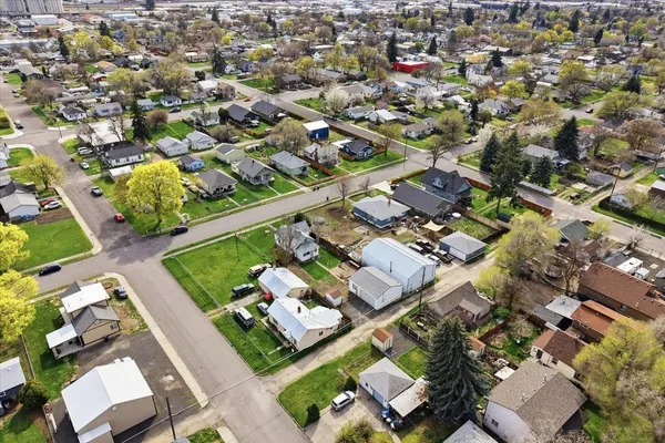 $239,900 | 2223 East Sharp Avenue, Spokane, WA 99202