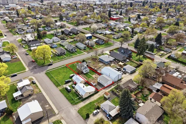 $239,900 | 2223 East Sharp Avenue, Spokane, WA 99202