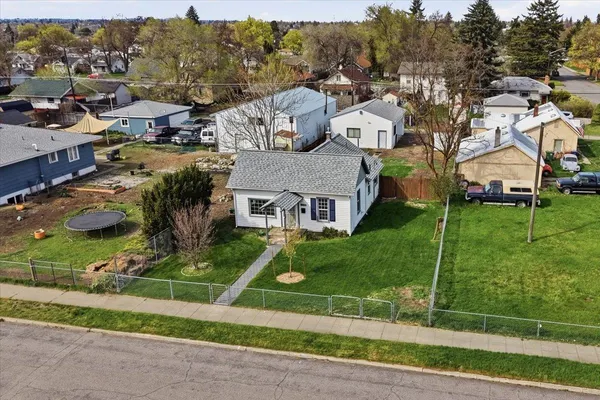$239,900 | 2223 East Sharp Avenue, Spokane, WA 99202