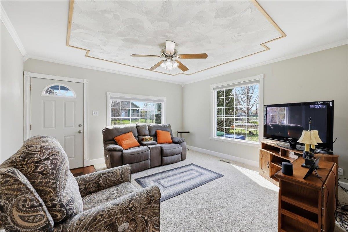 2223 East Sharp Avenue Spokane, WA 99202 - Photo 6 of 35