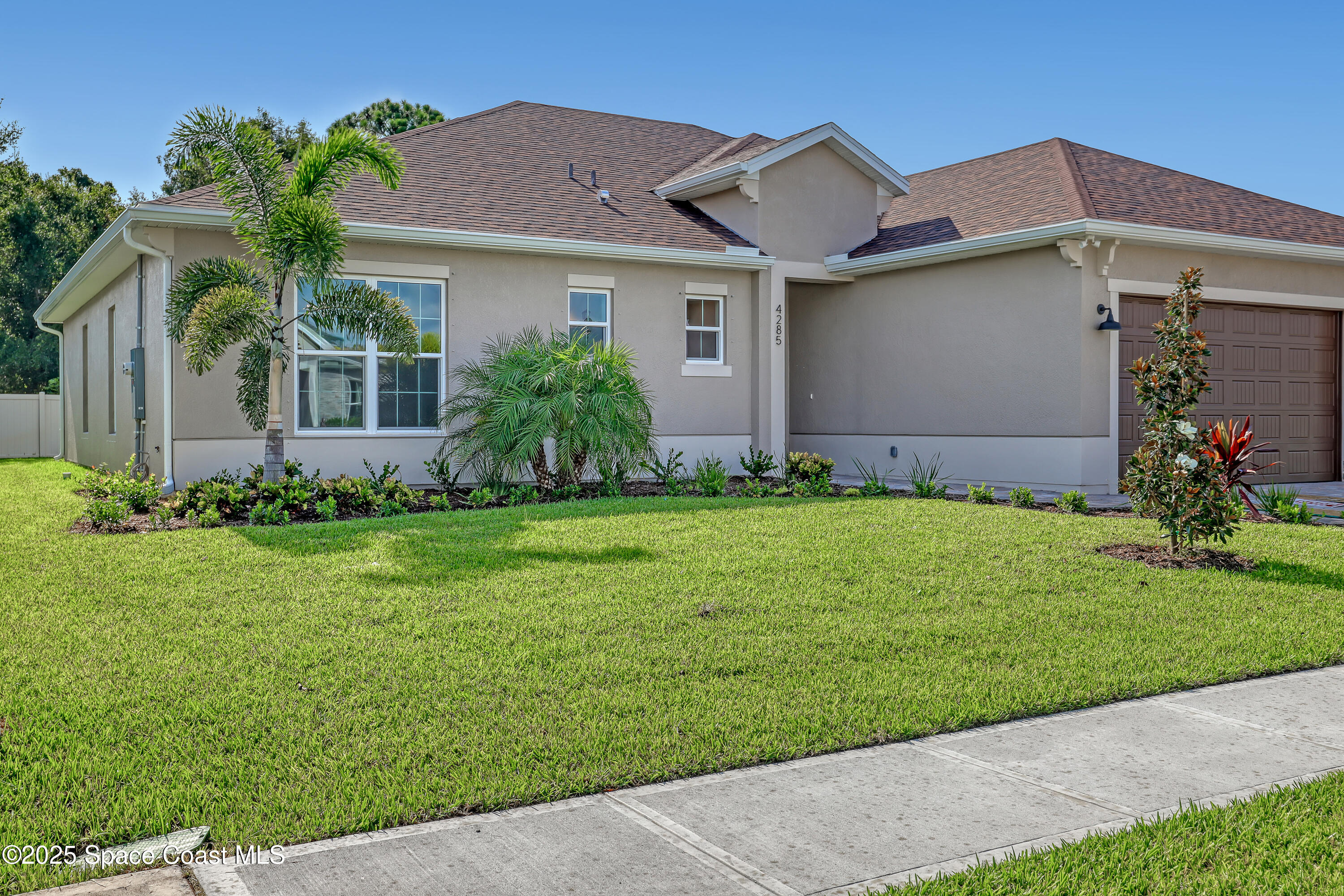 4285 Negal Circle Melbourne, FL 32901 - Photo 5 of 54 4285 Negal (6)