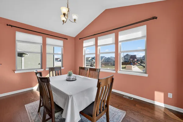 $640,000 | 301 Hallmark Way, Sun Prairie, WI 53590