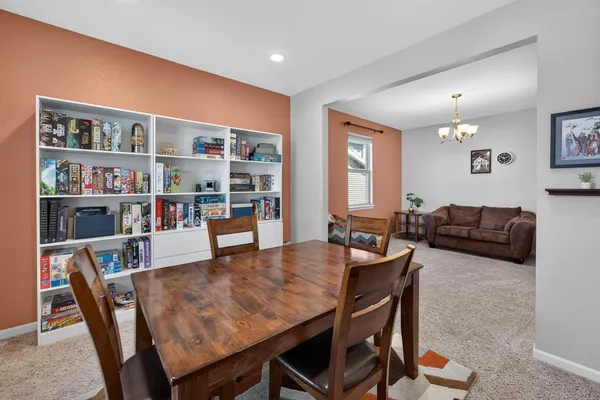 $640,000 | 301 Hallmark Way, Sun Prairie, WI 53590