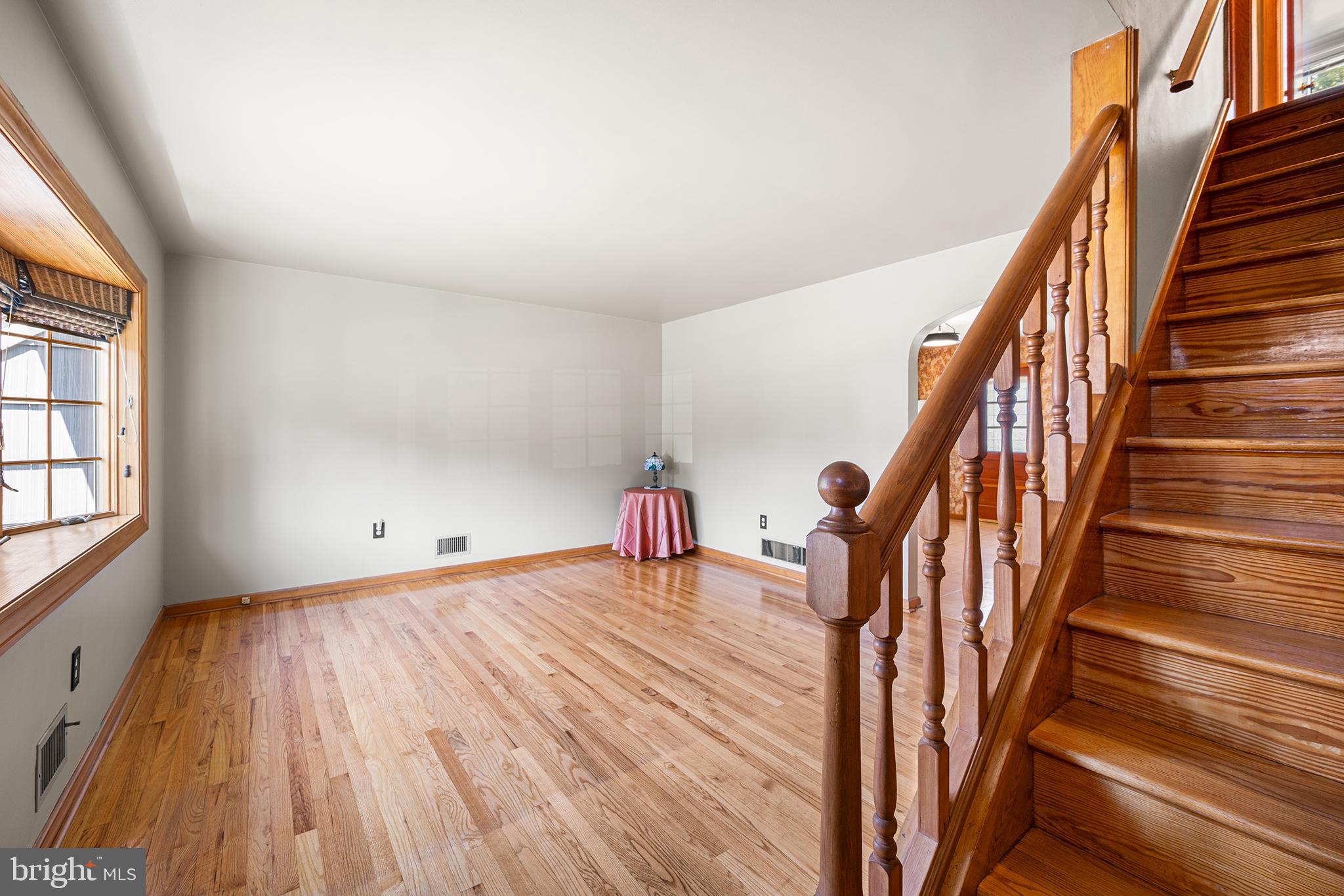 24 Doreen Road Hamilton, NJ 08690 - Photo 3 of 31 Gallery Image 3