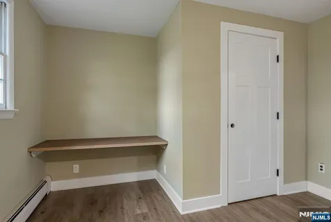 $690,000 | 415 Goffle Road, Wyckoff, NJ 07481