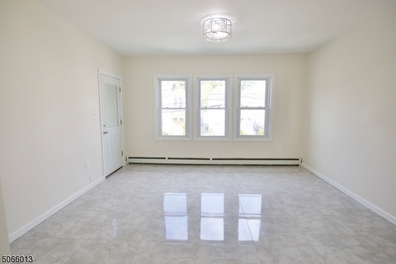 139 Acme Street, Unit 2 Elizabeth, NJ 07202 - Photo 7 of 12