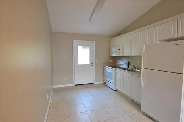 $1,499 | 4406 Mango Terrace, Tampa, FL 33617