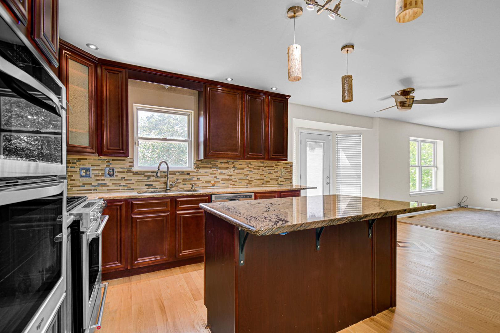 1853 Lake Shore Court Romeoville, IL 60446 - Photo 9 of 35