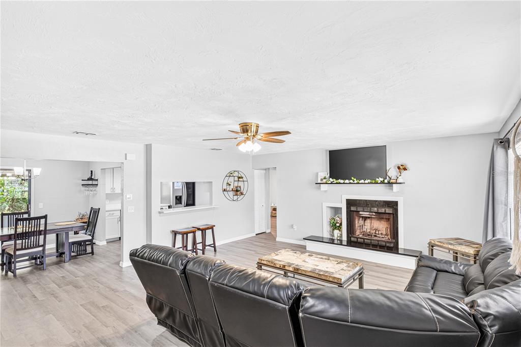 2627 Unity Tree Drive Edgewater, FL 32141 - Photo 4 of 30 Gallery Image 4