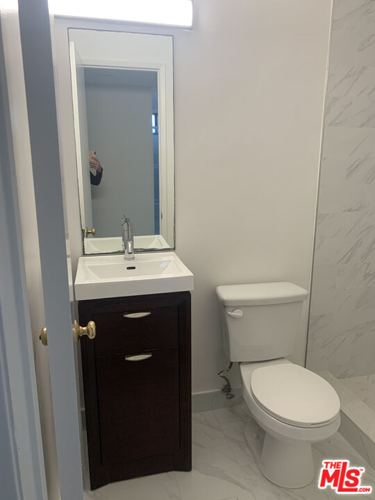 8630 Falmouth Avenue, Unit 7 Playa del Rey, CA 90293 - Photo 11 of 19