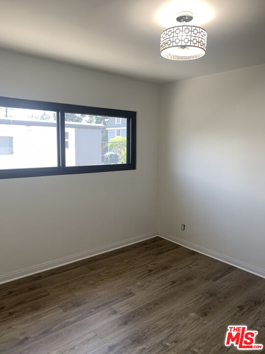 8630 Falmouth Avenue, Unit 7 Playa del Rey, CA 90293 - Photo 12 of 19