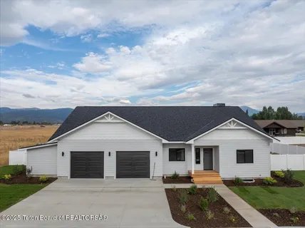 $1,185,000 | 8815 Jess Drive, Victor, ID 83455