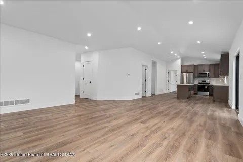 $1,185,000 | 8815 Jess Drive, Victor, ID 83455