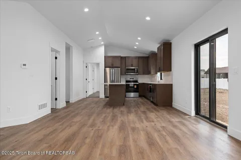 $1,185,000 | 8815 Jess Drive, Victor, ID 83455