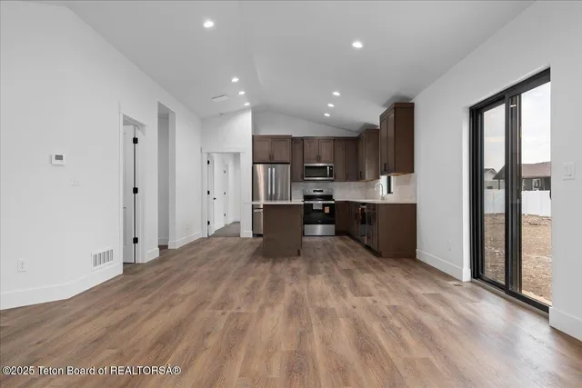 $1,185,000 | 8815 Jess Drive, Victor, ID 83455