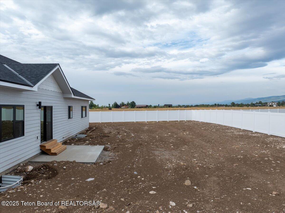 8815 Jess Drive Victor, ID 83455 - Photo 19 of 49 19-8815 Jess Dr-19
