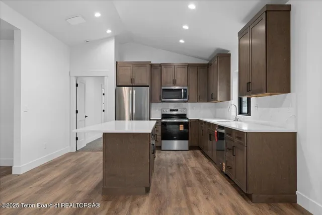 $1,185,000 | 8815 Jess Drive, Victor, ID 83455