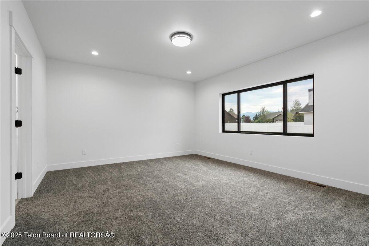 8815 Jess Drive Victor, ID 83455 - Photo 29 of 49 29-8815 Jess Dr-29