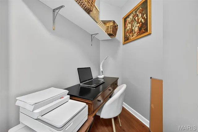 $299,900 | 13101 Mill Crossing Court, Unit 300, St. Louis, MO 63141