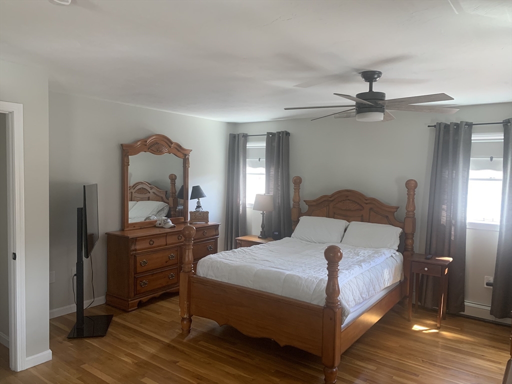 47 Farmington Road Nashua, NH 03060 - Photo 17 of 37 Gallery Image 17