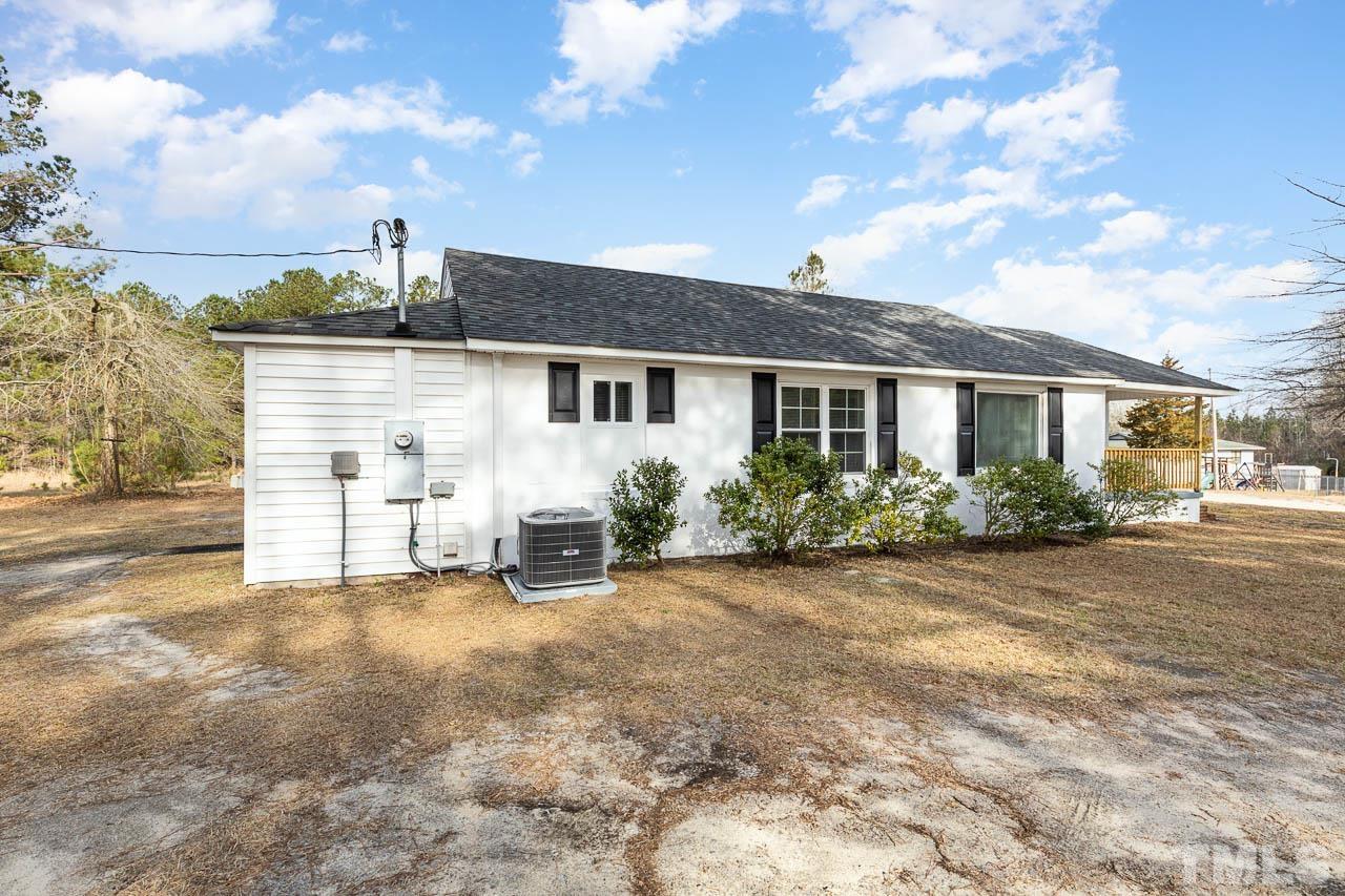 189 Middlewood Road Cameron, NC 28326 - Photo 3 of 26 Gallery Image 3