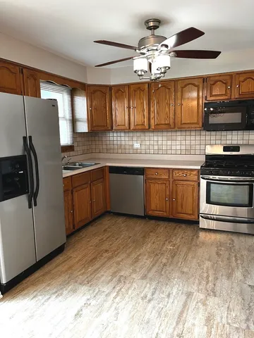 $317,000 | 16500 76th Avenue, Tinley Park, IL 60477