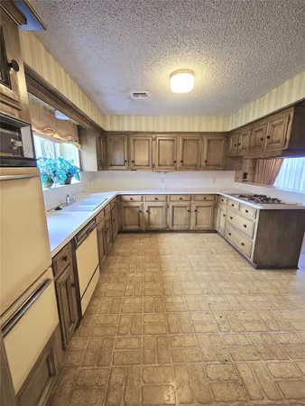 $288,000 | 1922 Anvil Drive, Houston, TX 77090