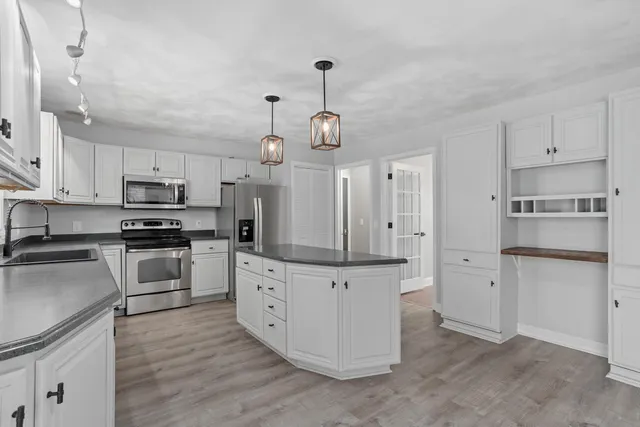 $474,900 | 3927 Southwyck Court, Janesville, WI 53546